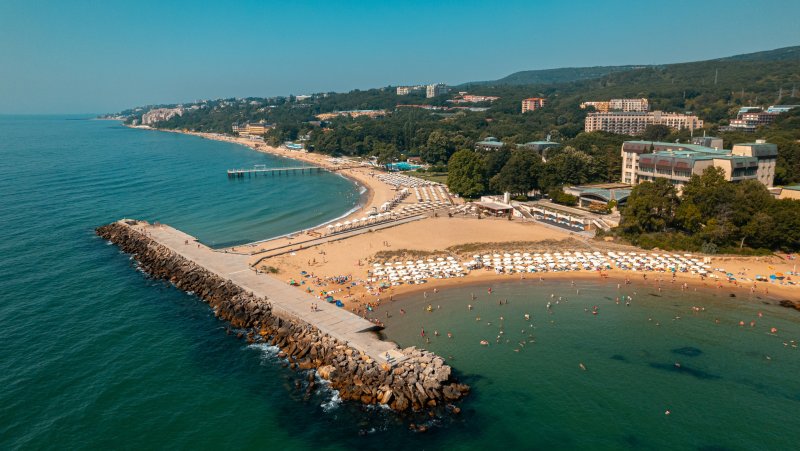 Курорт Ривиера до Варна