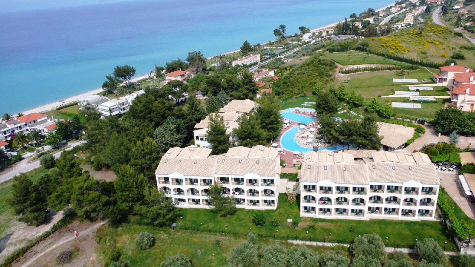 Lesse hotel Greece